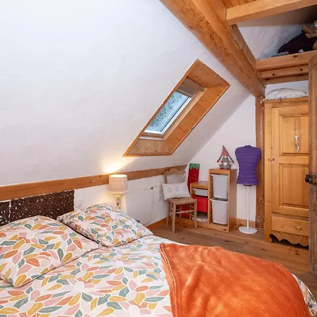 Au Du Planolet Le Massot